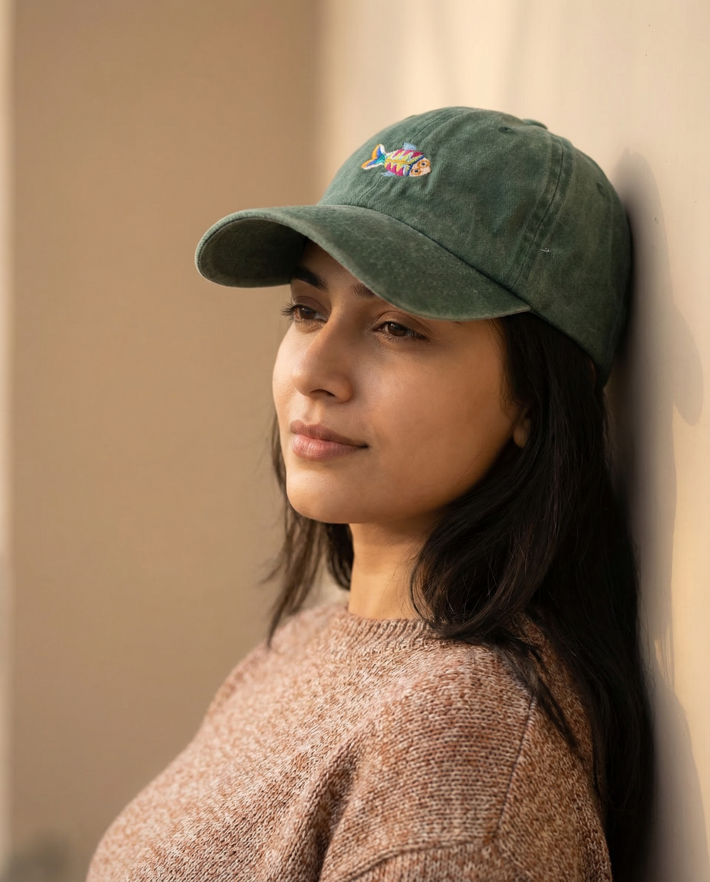 Gorra Bordada en Denim Verde – Pez Multicolor