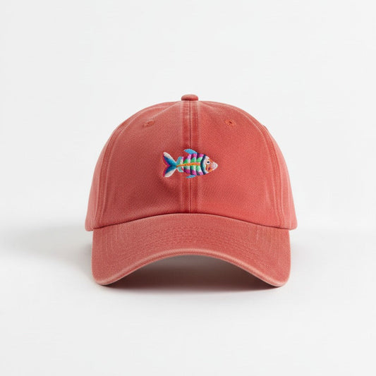 Gorra Bordada en Denim Terracota – Pez Multicolor