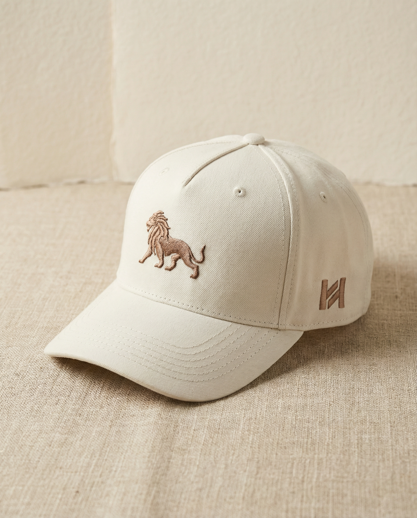 Gorra Alfa León – Beast Front